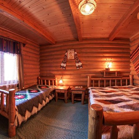 Hotel Gutsulia Bukowel Zewnętrze zdjęcie
